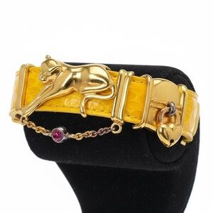 Rare Vintage Yellow Embossed Leather Cat Charm Statement Le Bracelet